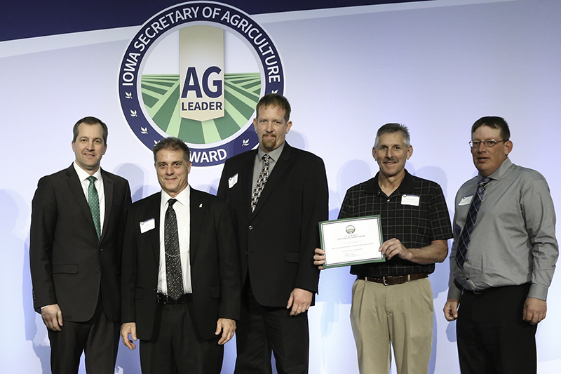 LICA receives Ag Leaders award