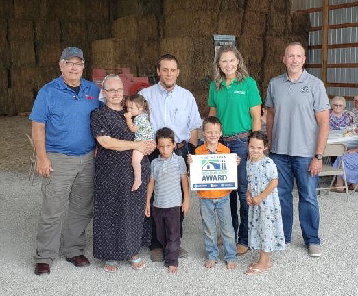 Coalition to Support Iowa Farmers Presents Good Farm Neighbor Award to Kauffman Family